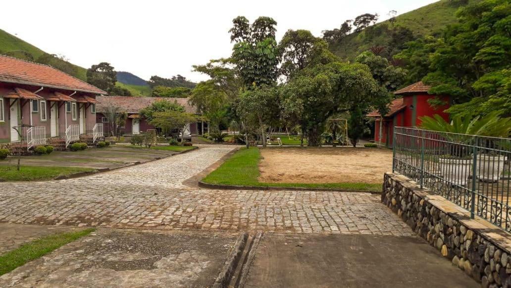פאסה קוואטרו Pousada Das Pedras מראה חיצוני תמונה